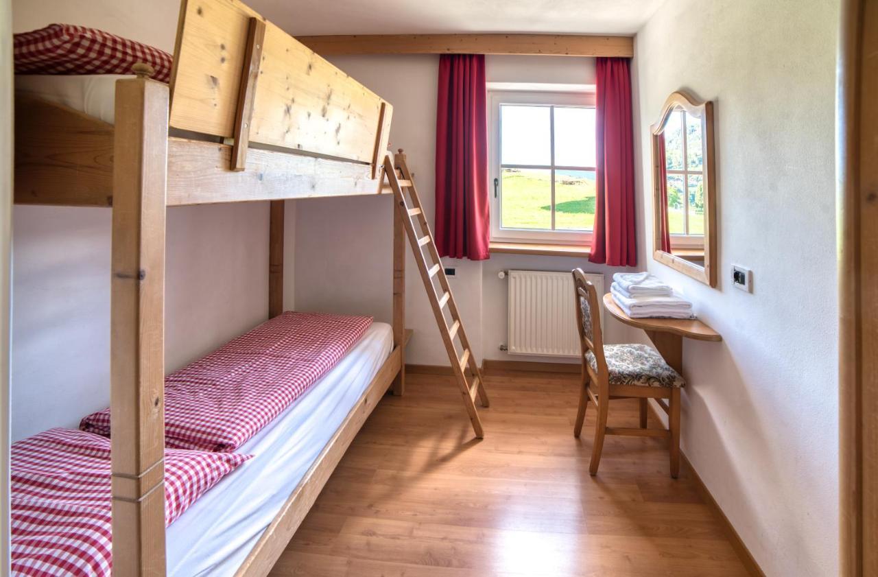 Residenz Am Kaiserweg Longostagno Luaran gambar